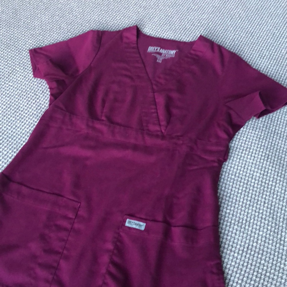 Grey’s Anatomy by Barco Scrub Top XXS